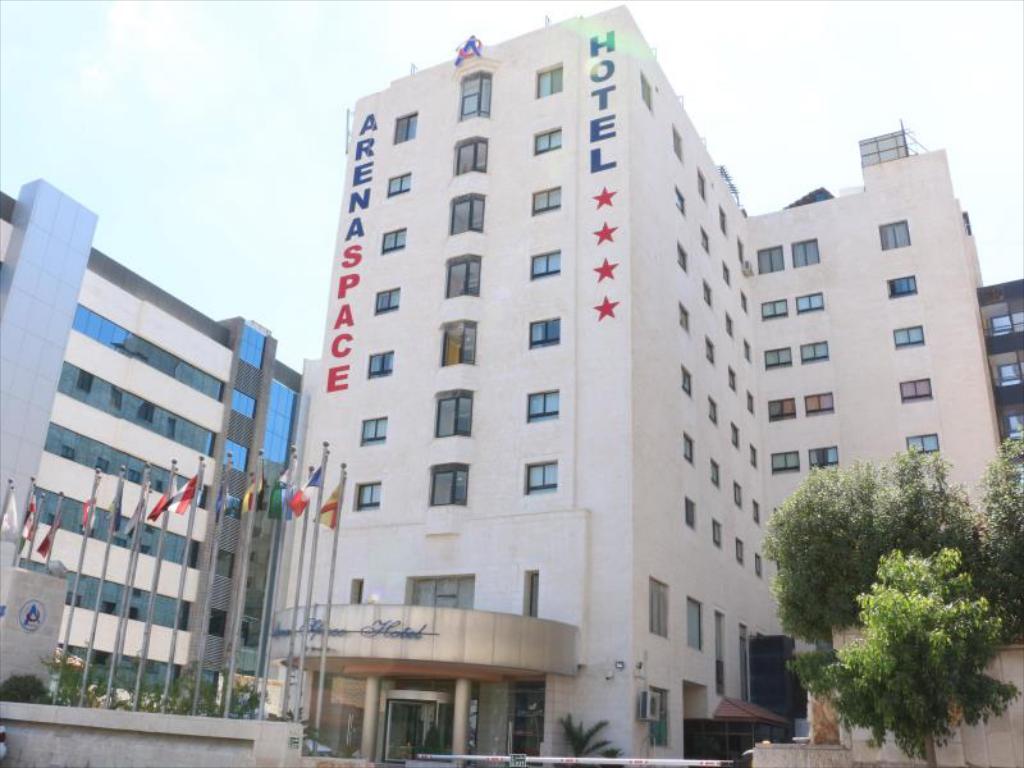Arena Space Hotel